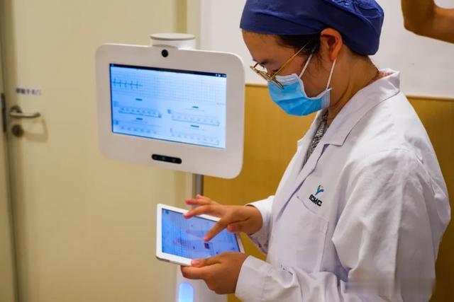 机器人|AI辅助医疗成果颇丰,这么能干的机器人会抢医生的“饭碗”吗?