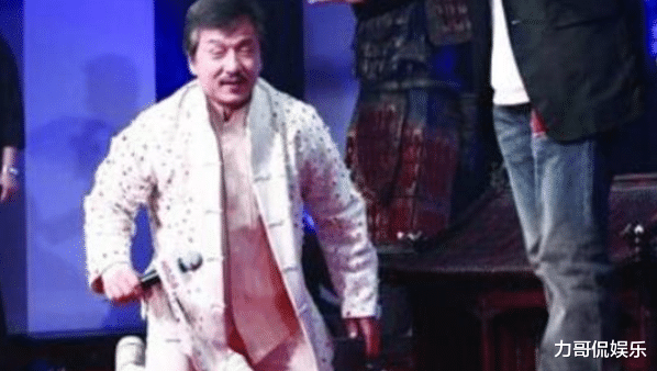 曾志伟|他曾在娱乐圈叱咤风云，暴打曾志伟还让成龙下跪，退隐后享受生活