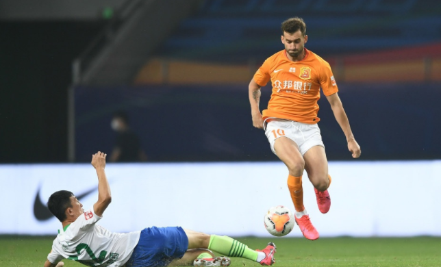 麻省理工学院|开门红！武汉卓尔2-0完胜青岛黄海，刘云破门+造殷亚吉乌龙