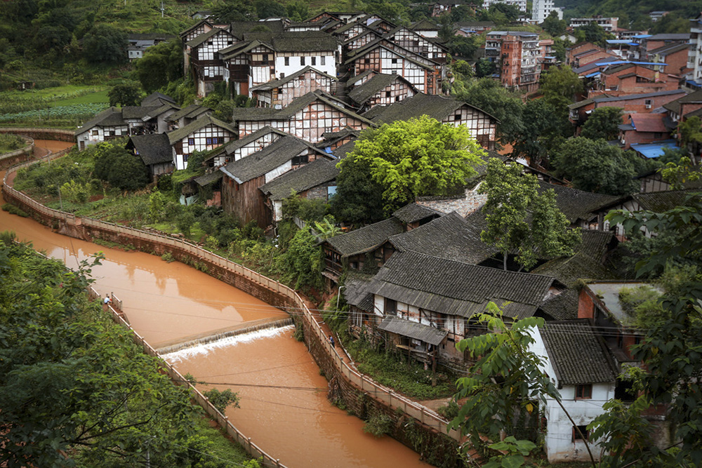 古镇|?四川悠闲古镇，绝大部分建筑是明清时期留存，美得原汁原味