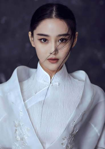 赵丽颖|娱乐圈公认的十大顶级美女排行榜，赵丽颖竟然只能排第十名！