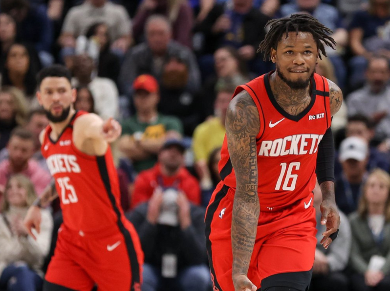 埃里克·戈登|20分+20分+16分,突然遭弃用!固执的教练+平庸的核心,你该离开了