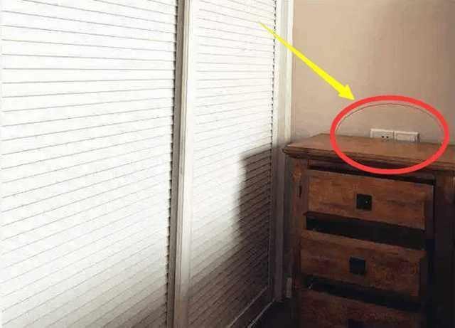 【】家庭装修插座不要这样装，去朋友家参观一进门我就看楞了！