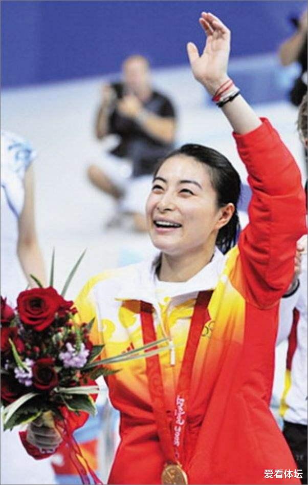 郭晶晶▲郭晶晶拿下4枚奥运金牌，如今每月能领多少钱？说出来别不信