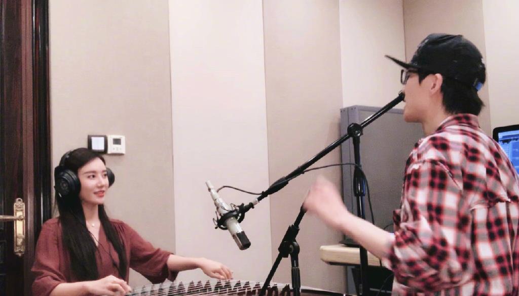 许嵩|许嵩发布新曲《放肆》，粉丝想打榜支持，可惜人家许嵩并不收费