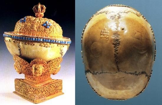 「朱元璋」赵匡胤的子孙，死后头颅被做成酒杯，被人把玩90年，朱元璋：埋了吧