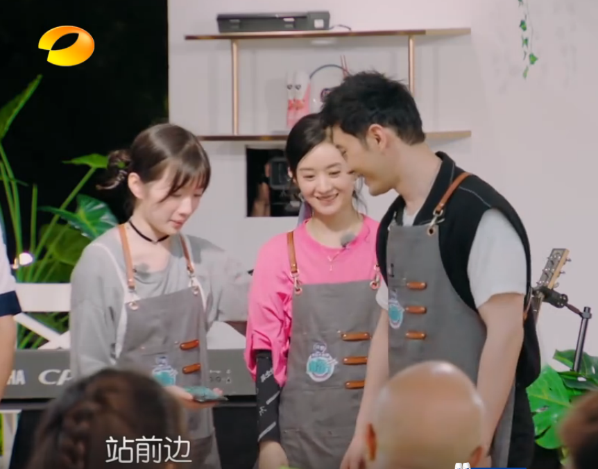 赵丽颖|恕我直言，李浩菲比赵丽颖更适合现在的《中餐厅》！