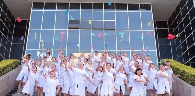 大学|大学里“美女如云”的4个专业,适合男生报考,就业脱单不用愁!