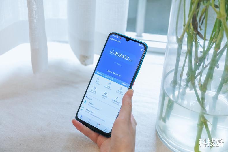 红米手机|Redmi又出新品，这个配色挺好看