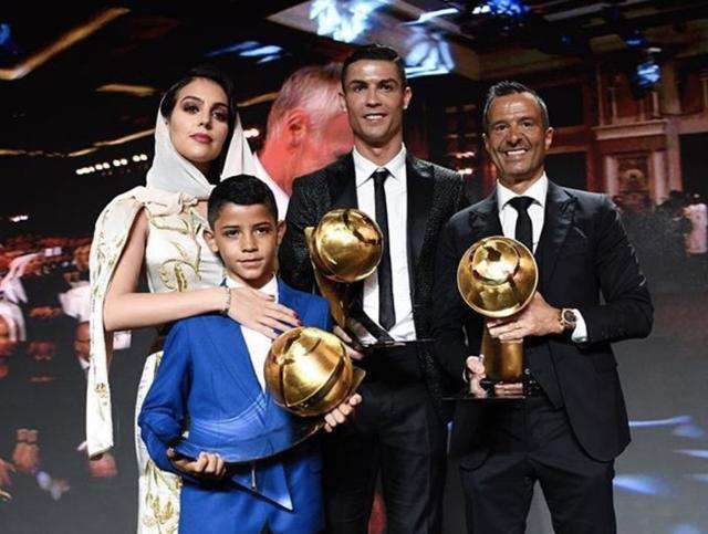 【梅西】金球奖个数C罗11：7梅西！这是怎么回事？