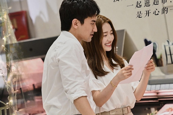 心动的信号|《心动的信号》有剧本？知情人透露，男二牵手女一两周就被甩，很心塞！