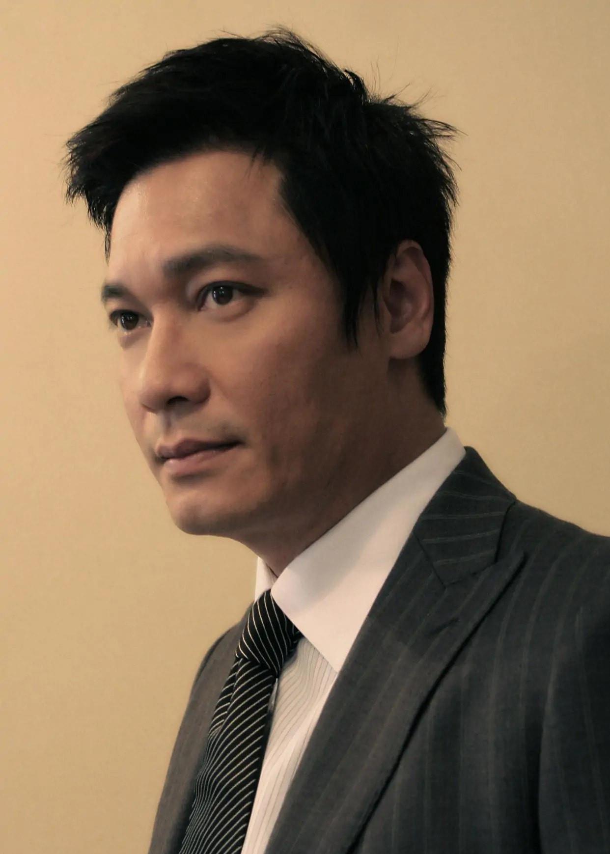 #黄宗泽#黄宗泽吴卓羲新剧《战毒》即将来袭，演员全是老戏骨，期待！