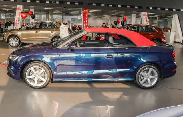 奥迪A3▲敞篷奥迪A3，售价不足24万！车顶时速50km内自由开闭