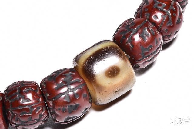 文玩|手串到底值不值得盘玩？先别急下定论！这三点能做到一定值得盘！