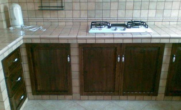 @为省钱老公执意花2000块砖砌橱柜，效果出来后差点哭了！