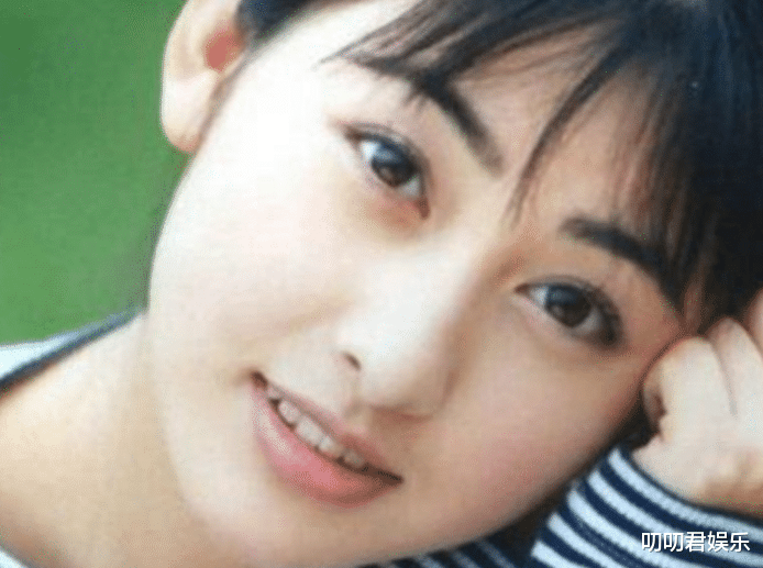 张铁林：“回族第一美人”曾与大25岁张铁林同居多年，今嫁大23岁老公超幸福