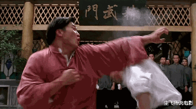 「李连杰」太极大师为何总被打倒？李连杰告诉你：武术就是花架子