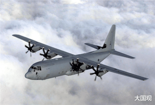 苏联|美军机刚进入东方大国领空，就被四架战机击落，机组17人全部遇难