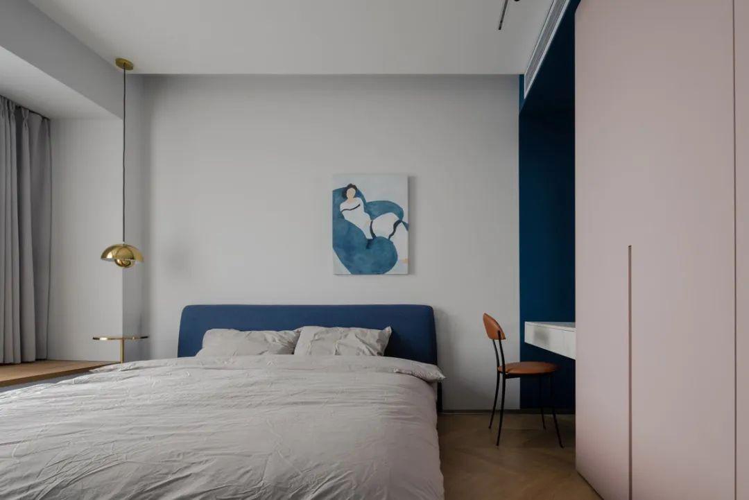 『粉色』浅灰色系遇上现代风，少女和猫都非常满意