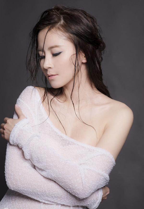 倪震|倪震的三观,让周慧敏从23岁熬到42岁,最后还赌上一切