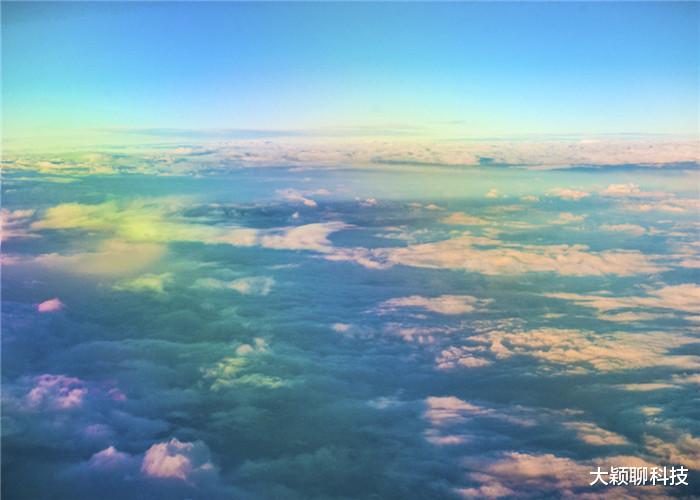 日本@日本出现超自然现象,天空多了一抹“霓虹云”,这是什么原因?
