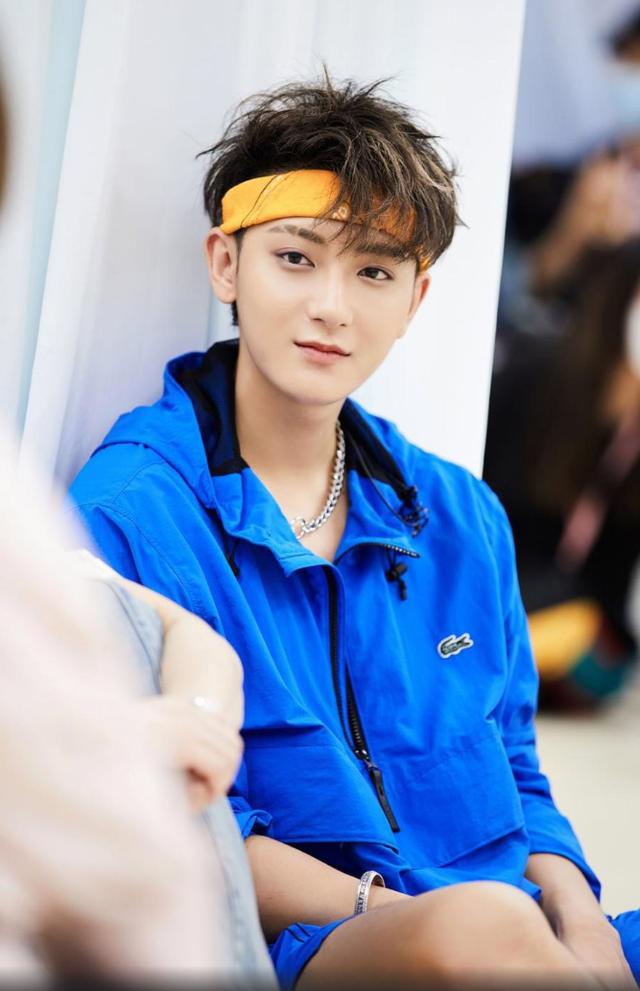 黄子韬|黄子韬，27天瘦20斤，高效减肥法曝光，却告诫粉丝：不要效仿