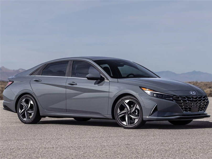 轿跑|现代又出“王牌”！新车比奥迪A3漂亮10倍，内饰双联屏，或10万内