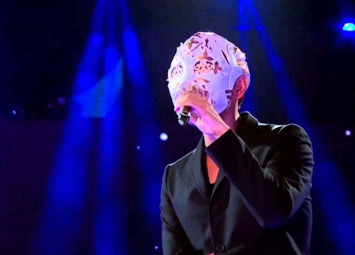 演唱会|他当年开演唱会迟到2小时,唱歌失误还耍大牌,网友:怪不得后来会凉凉