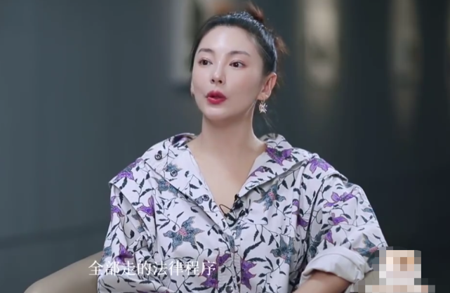 『周星驰』张雨绮谈周星驰意外打脸黄圣依:违约又不想赔钱,哪有那样的?