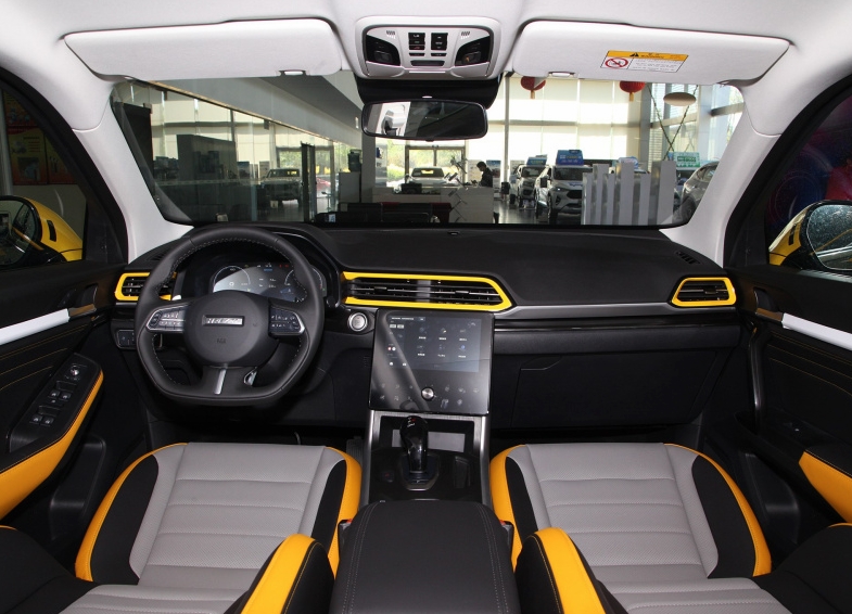 #新车#长城再亮王牌！外观更拉风，配宝马档杆，6.6L油耗，7万多起