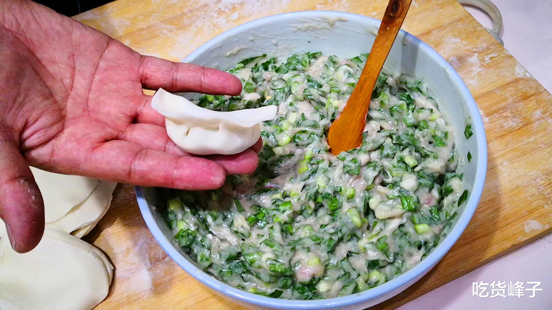 刀鱼|夏天最肥的鱼，我在菜市场碰到从不还价，20元一斤，包饺子贼香