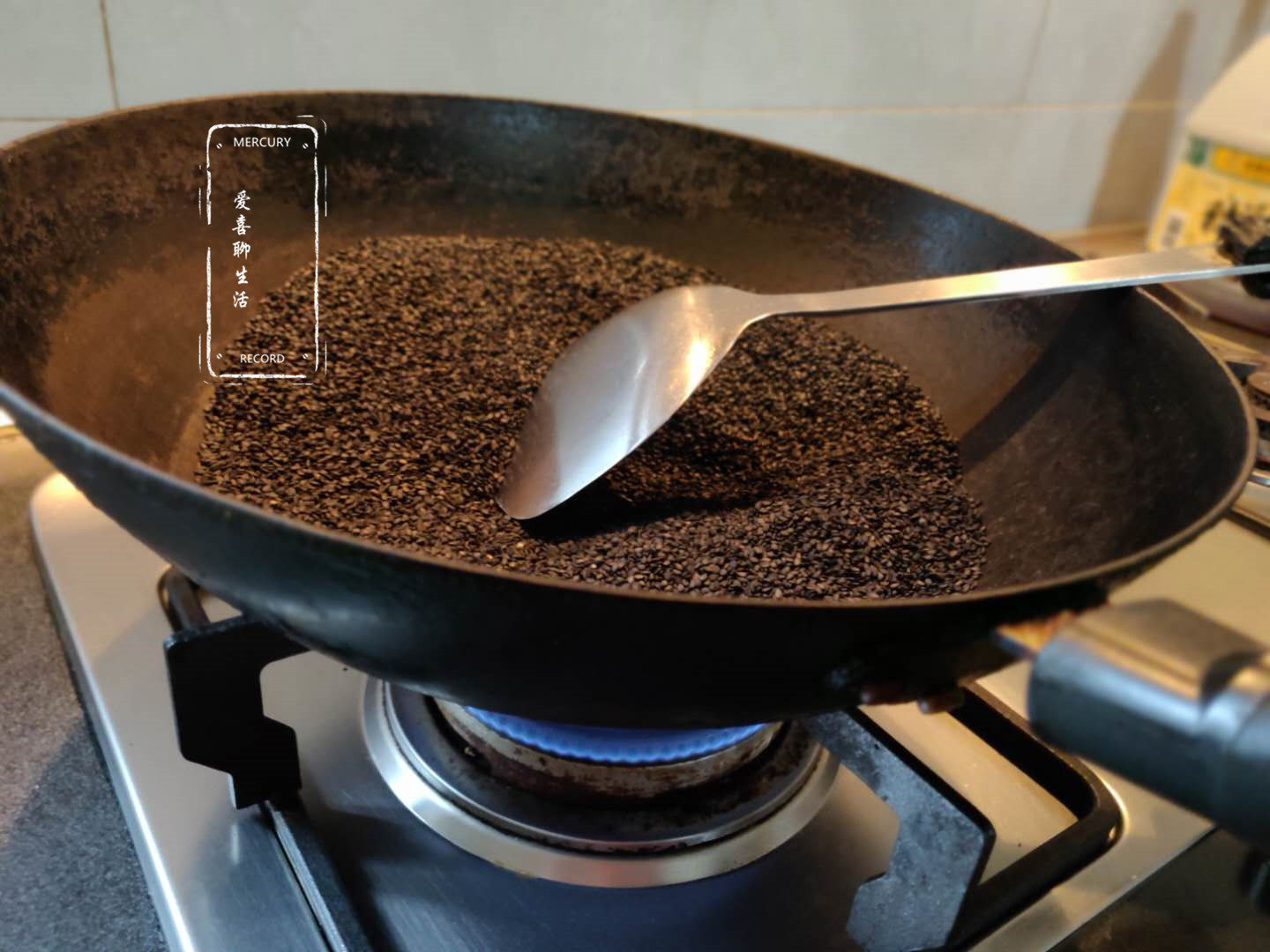 芝麻|霜降后,这食材要常吃,钙是牛奶4倍,鸡蛋10倍,孩子常吃猛长个