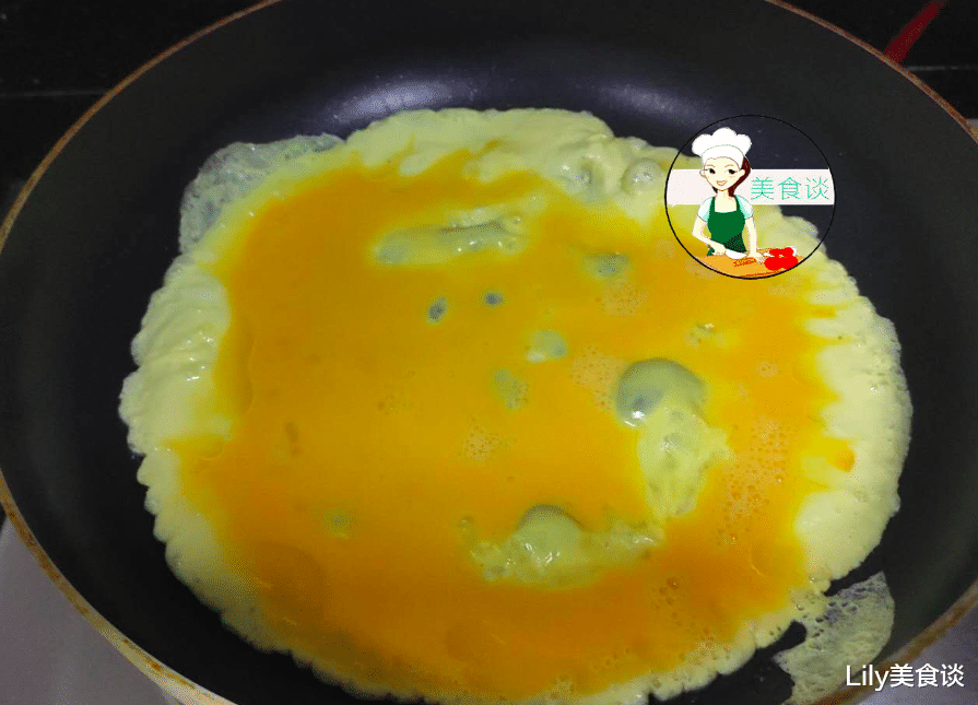 香蕉▲这三样食材一起炒,不放肉也很鲜,难怪儿子爱吃,做法简单还营养