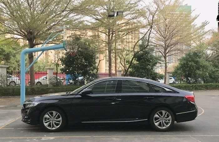 「大众帕萨特」“不懂车”的人买A4L，随大流的人买帕萨特，真懂车的人买它