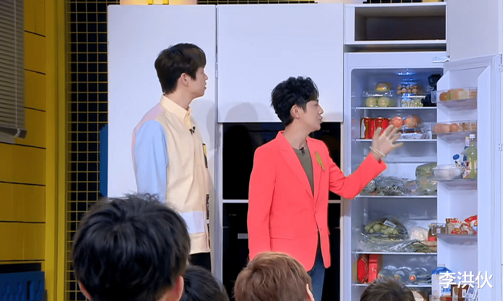 【】郭敬明有多壕？一个吊灯45万书桌地毯100万，何炅和郑爽都听傻了