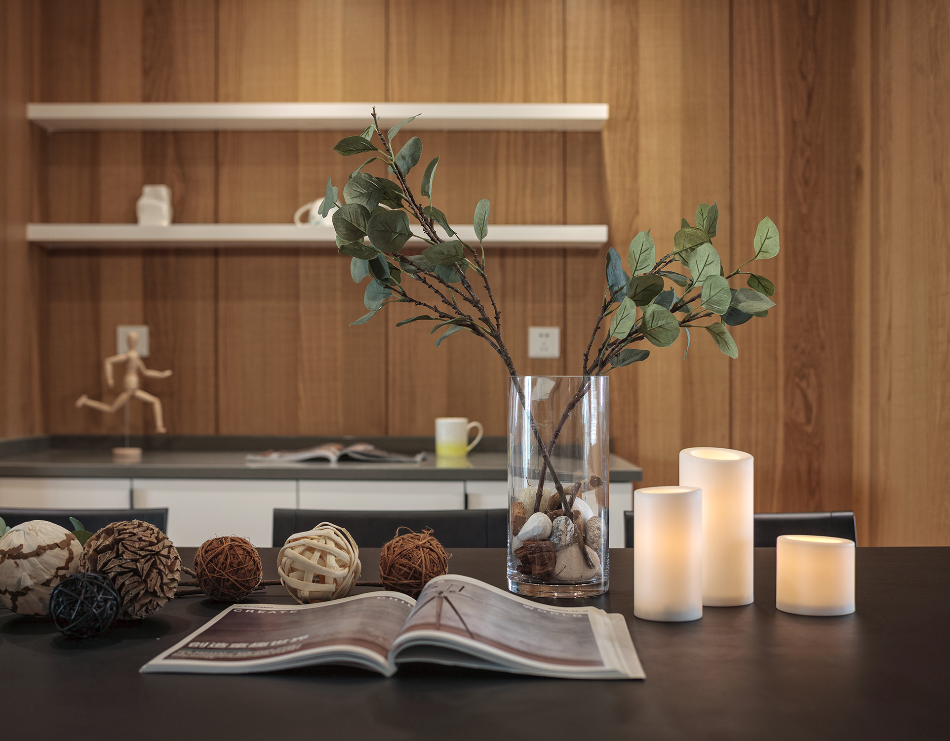 现代简约风装修的大户型，时尚的硬装设计，搭配优雅的软装，好看