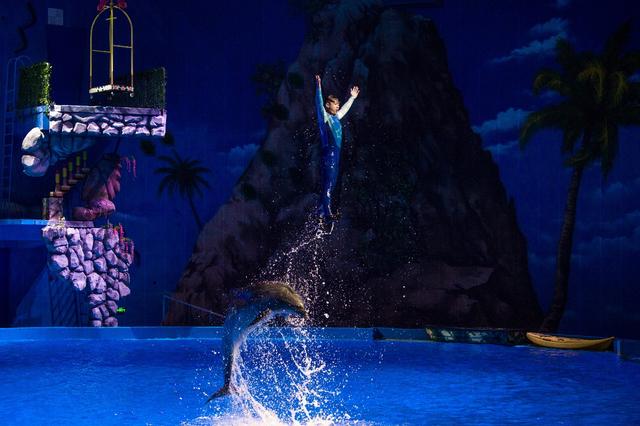 昆明这个滇池边的楼盘一年卖了100亿？堪称“神盘”