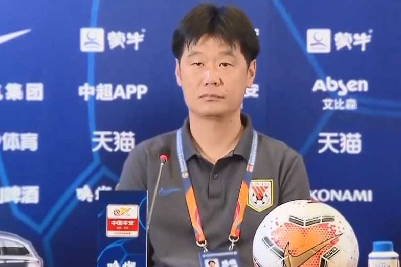 李霄鹏|坏消息！李霄鹏透露主力伤情加重，3外援只能替补，两次提到硬朗