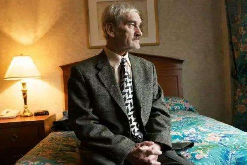 机器|如果不是他23分钟的坚持，1983年的那个夜晚，地球可能早已成为废墟