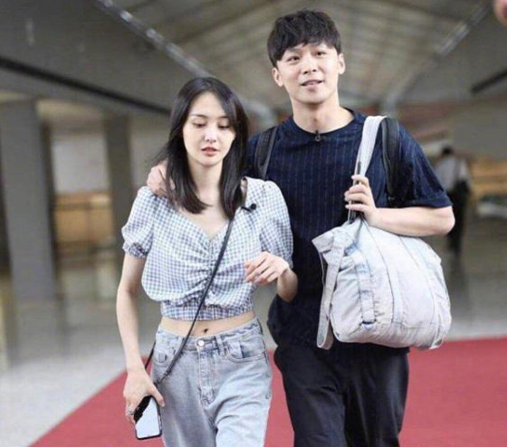 郑爽|录音曝光！郑爽父母坚决弃养龙凤胎，郑爽说脏话埋怨7个月打不掉