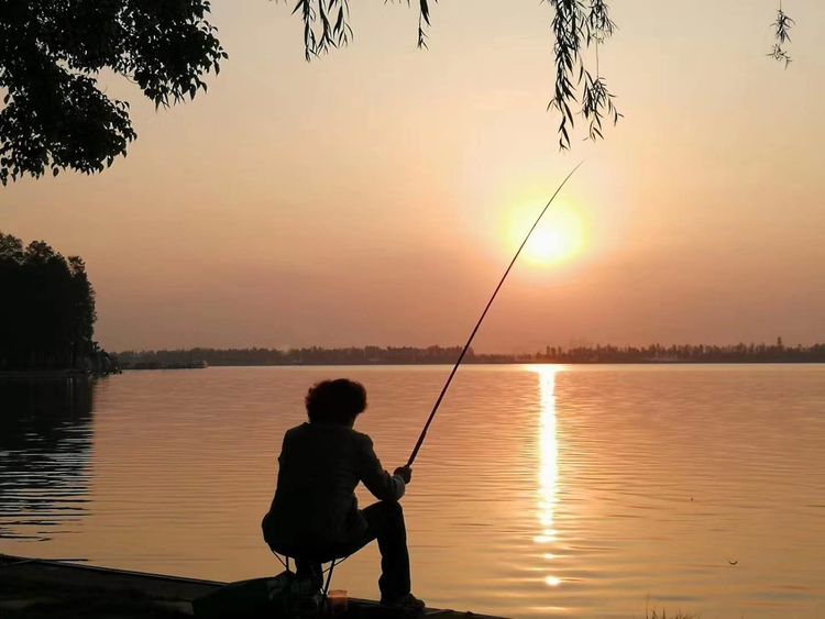 『武汉』武汉清零后,阅读东湖垂钓者的心情