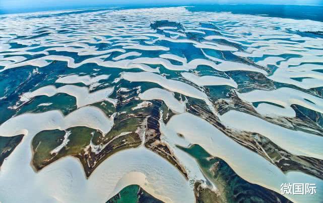 @世上最“失败”沙漠，别的沙漠寸草不生，这里却遍地湖泊鱼虾成群