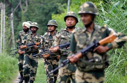 印度■白宫抱怨印军光放嘴炮，边境20万大军形同虚设，莫迪怒斥挑拨离间