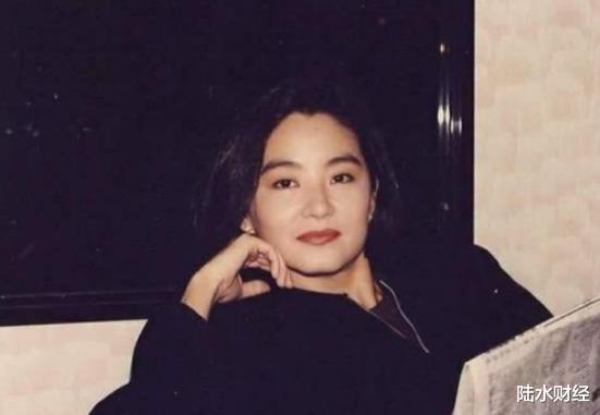 『市值』又一服装巨头“倒下”：市值曾高达1770亿，今连天猫店都清空