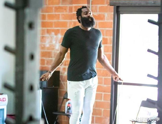 休斯顿■火箭一夜2喜讯！休斯顿或成复赛举办地，哈登威少迎最强帮手