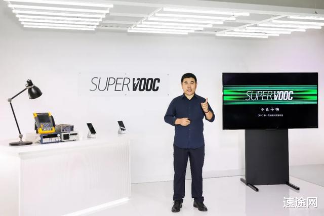 OPPO|充电头“方寸之地”成新战场，OPPO、vivo、小米入局能否终结续航焦虑？