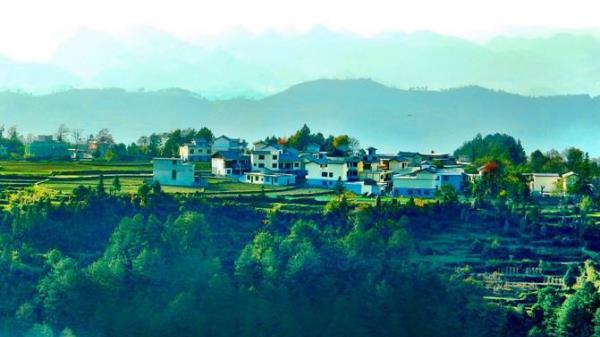 贵州：贵州“第一村”景色美过5A，人气超千户苗寨，游客和本地人都说好