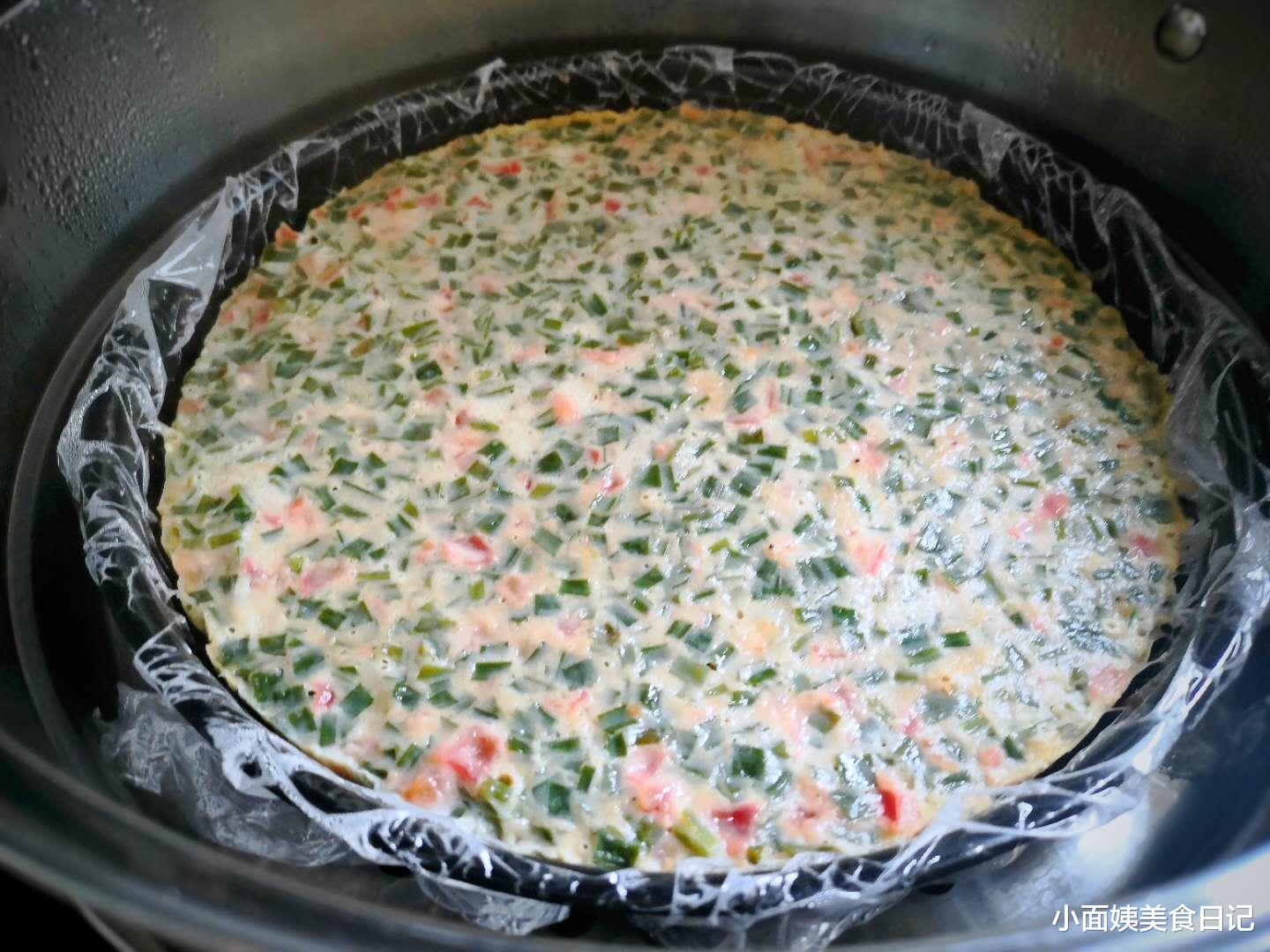 西红柿@最近西红柿加韭菜火了，很多人都没吃过，上锅一蒸，比吃肉还过瘾