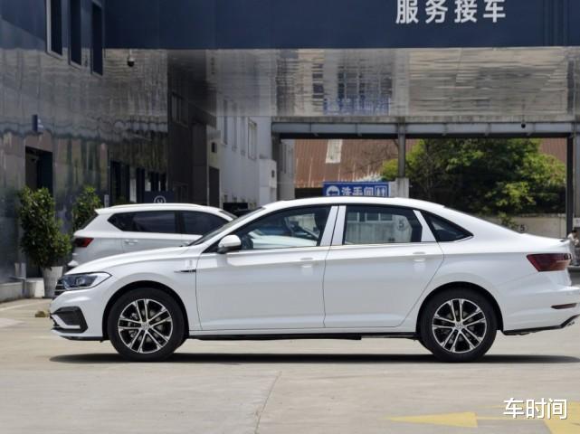 本田CRV|大众又成功了!一箱油900KM,跌至8.53万,6个月狂甩11.7万台