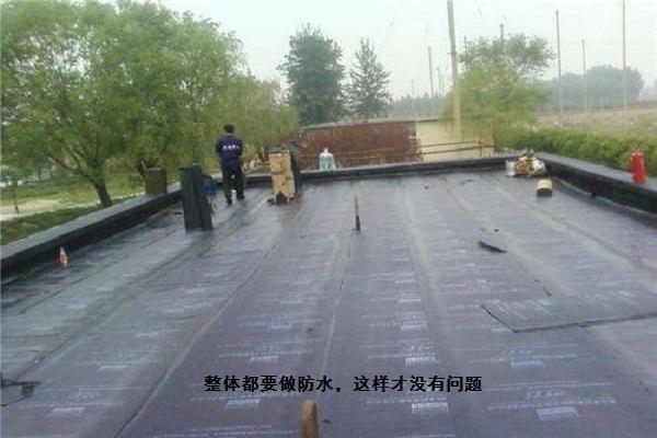 『』屋顶墙角处漏水,但是找不到漏水点,你一定忘记了这个地方